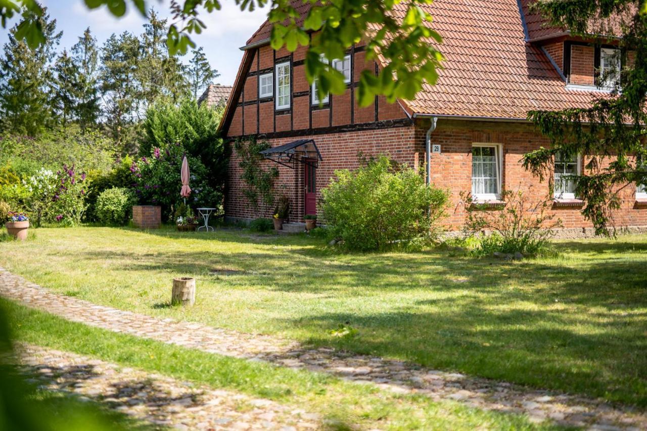 Ferienwohnung 1 Im Landhaus Am Wildpark Boek Eksteriør bilde